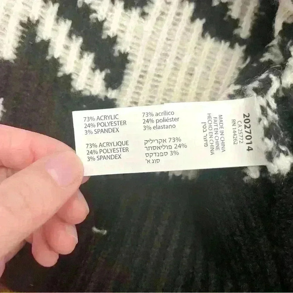 Houndstooth Turtle Neck Black & White Sweater Jumper with Zip Up  Collar. - Picture 5 of 12